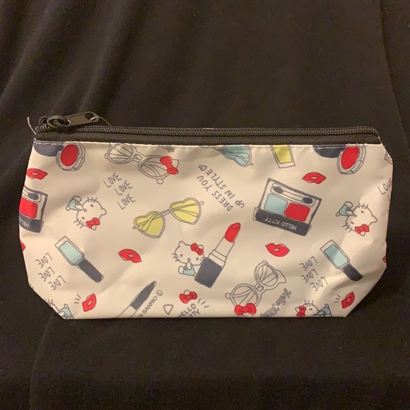 Hello Kitty makeup pouch from Japan NWT - Picture 2 of 6